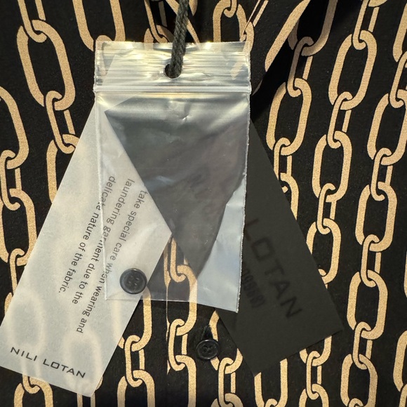 🎉HOST PICK!🎉 Nili Lotan NWT Juste Pyjama Shirt (M) - Picture 8 of 8